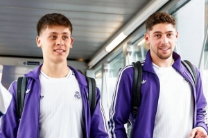 PG电子模拟器试玩-居勒尔社媒晒合照，祝巴尔韦德27岁生日快乐