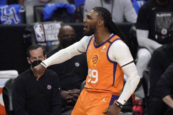 PG电子模拟器下载-疯狂血战考验球队性格 太阳挺住反扑前路一片坦途